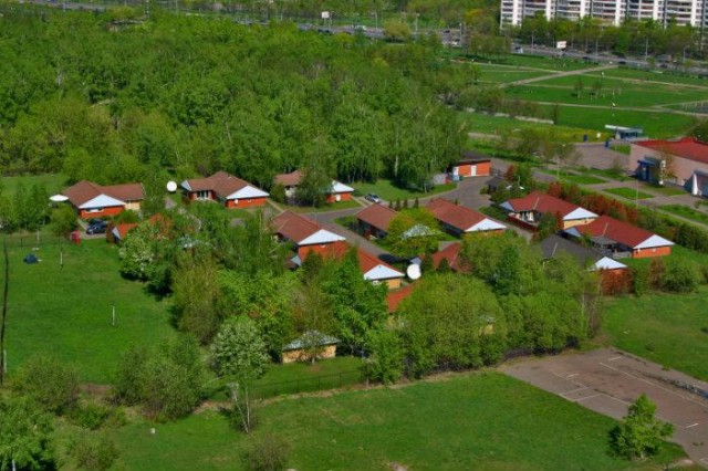 «Датские» домики на территории МосГУ