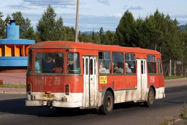 Братский автобус