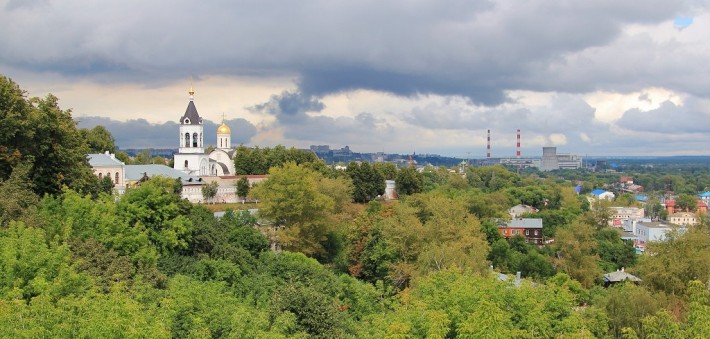 На заднем плане владимирская ТЭЦ