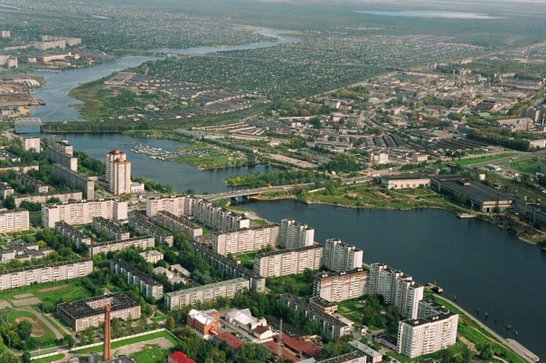 Общий вид на Индустриальный, Зареченский и Северный районы Череповца