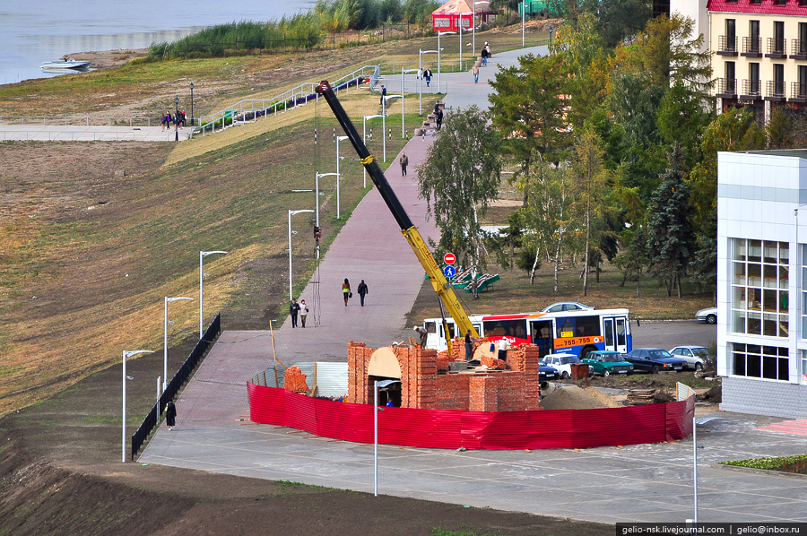 Реконструкция Иртышских ворот