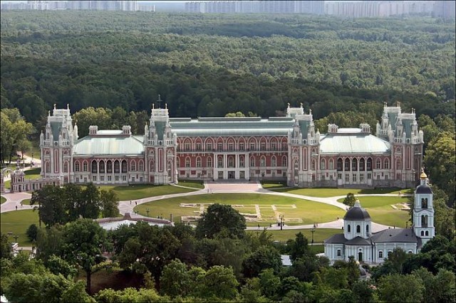 Дворцово-парковый комплекс «Царицыно»