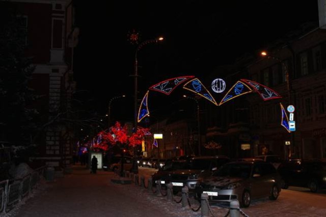 Проспект Мира - центральная улица Красноярска в вечернее время