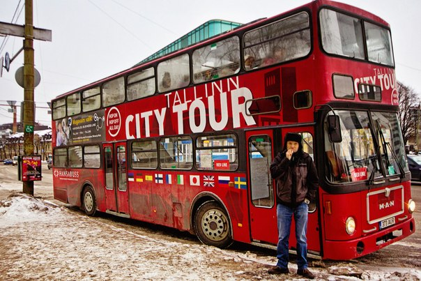 Автобус для туристов (обзорная по городу)