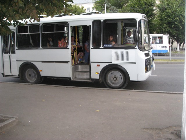 Местный автобус