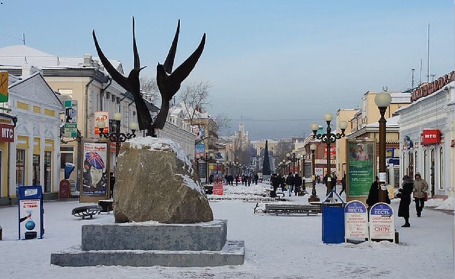 Прогноз на сегодня в улан. Арбат Улан-Удэ зимой. Памятник на Арбате Улан Удэ. Улан-Удэ 2009. Улан Удэ пешеходная улица.