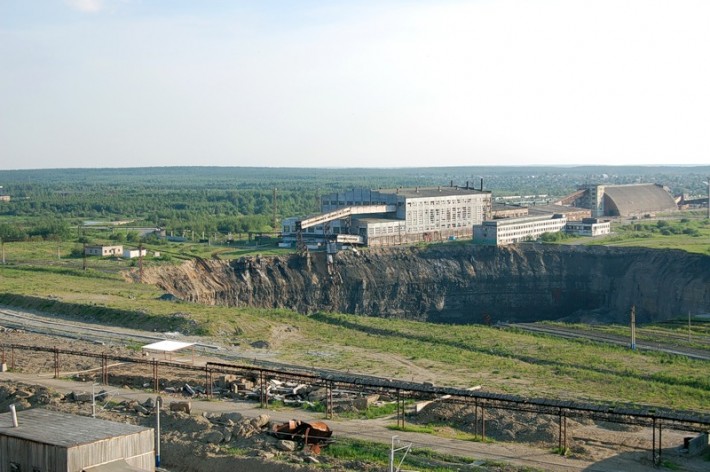 рядом с пермским краем какие области