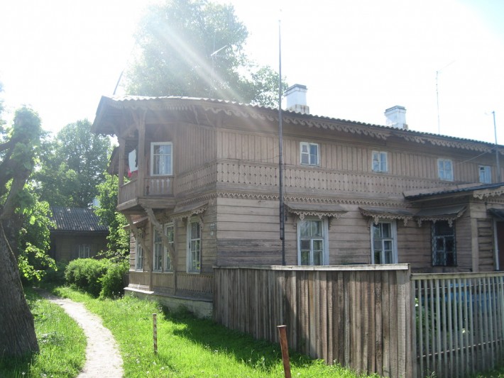 Один из домов Егерской слободы