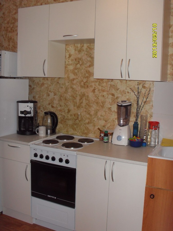 Вот такую новую кухню можно купить за 4,5 тысячи рублей