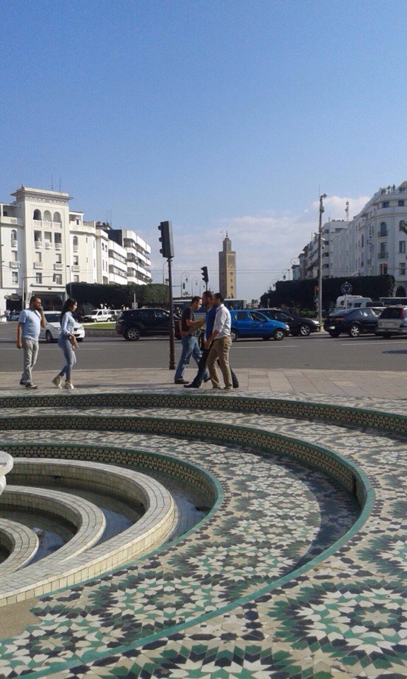 Центр Рабата . Площадь с видом на мечеть "Сунна"