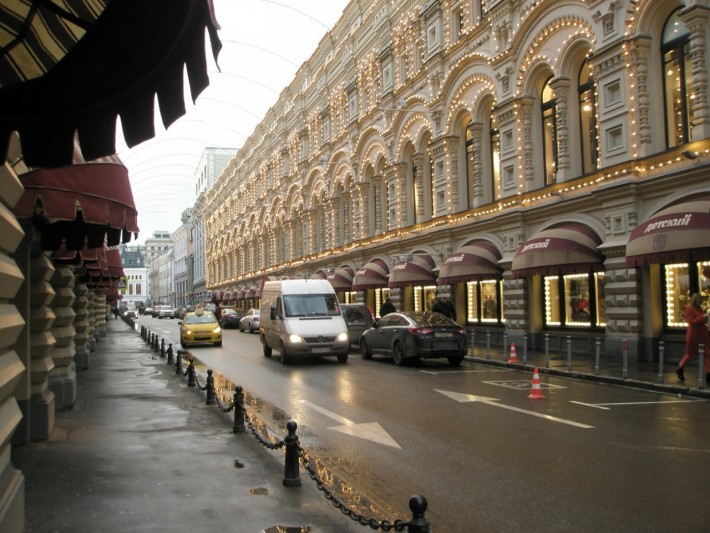 Рядом с Красной площадью, Ветошный переулок