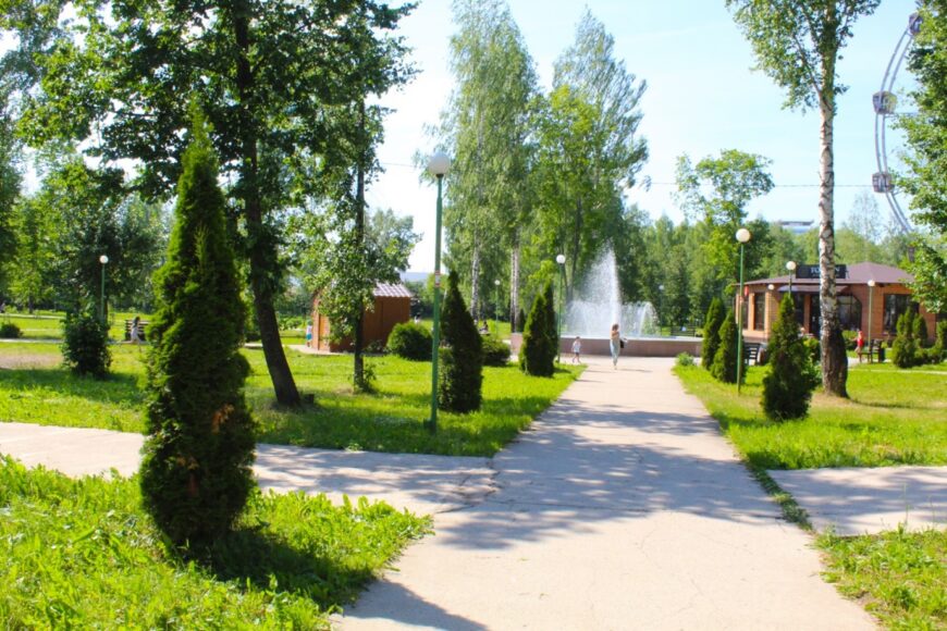 Зелёная зона центрального парка